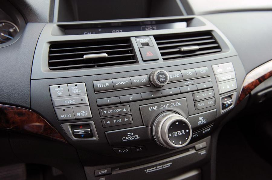  Honda Accord Crosstour 2010 года  (фото 44 из 260)